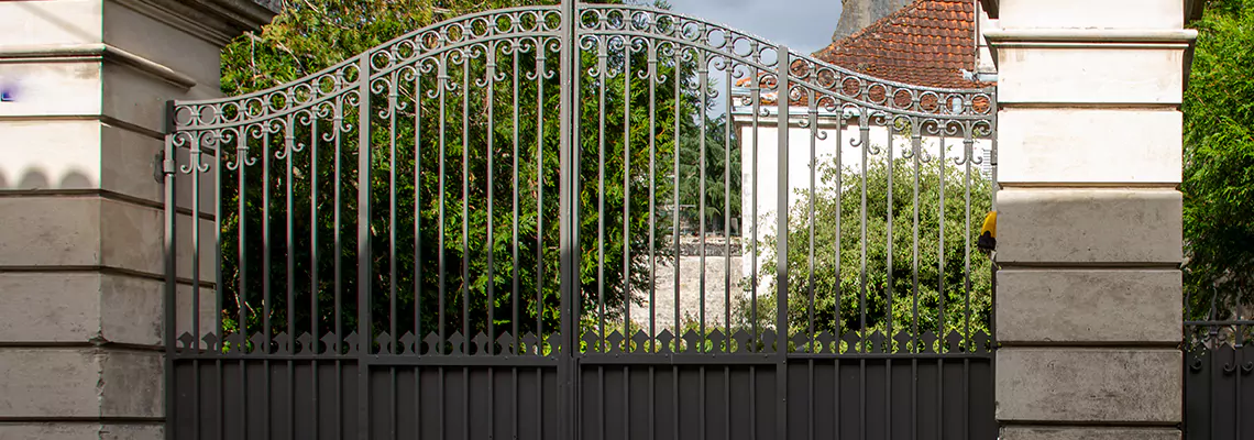 Wooden Swing Gate Repair in Miami Beach, FL